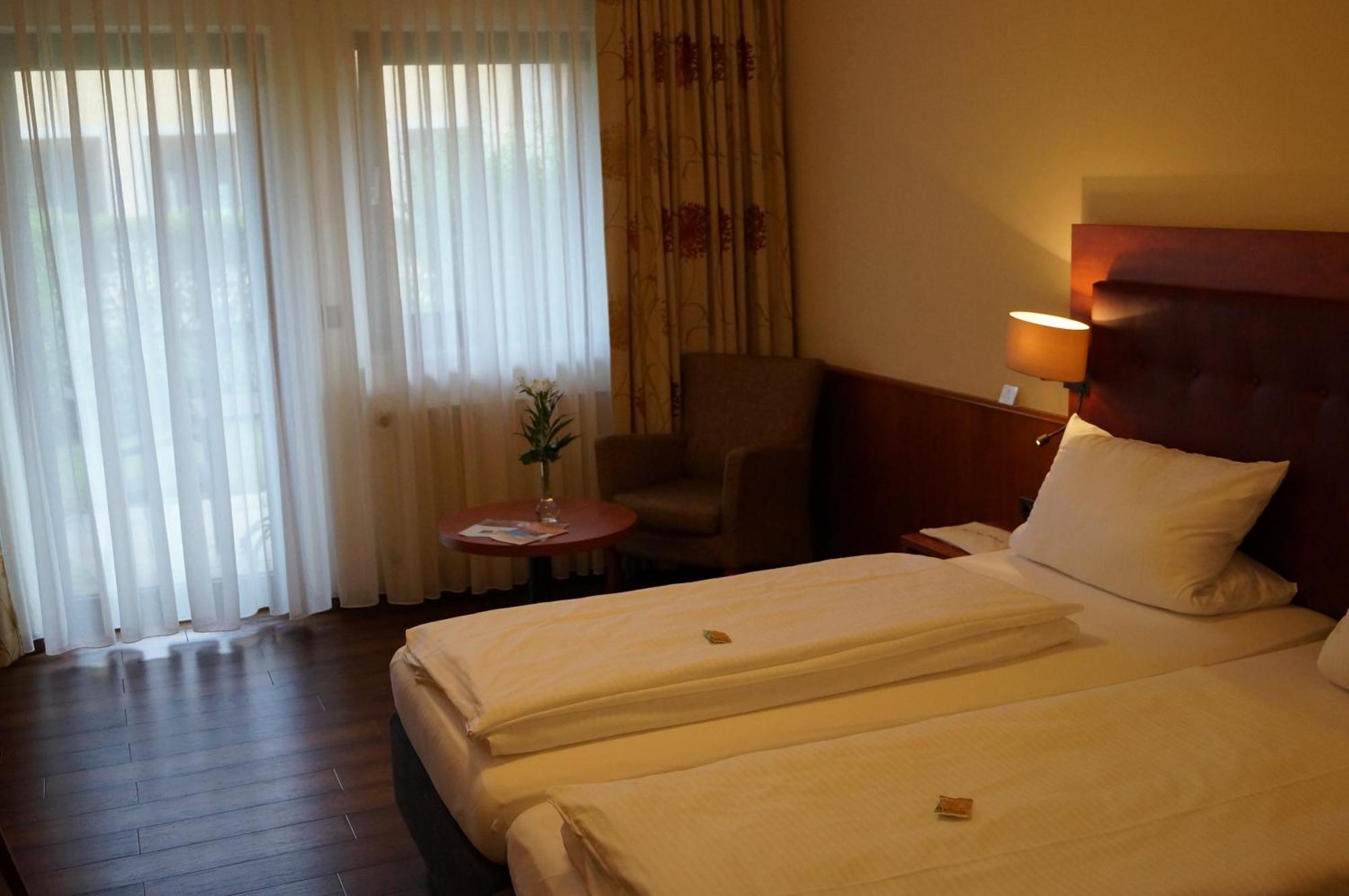 Gasthof - Hotel Zum Loewen Schwabthal Eksteriør bilde